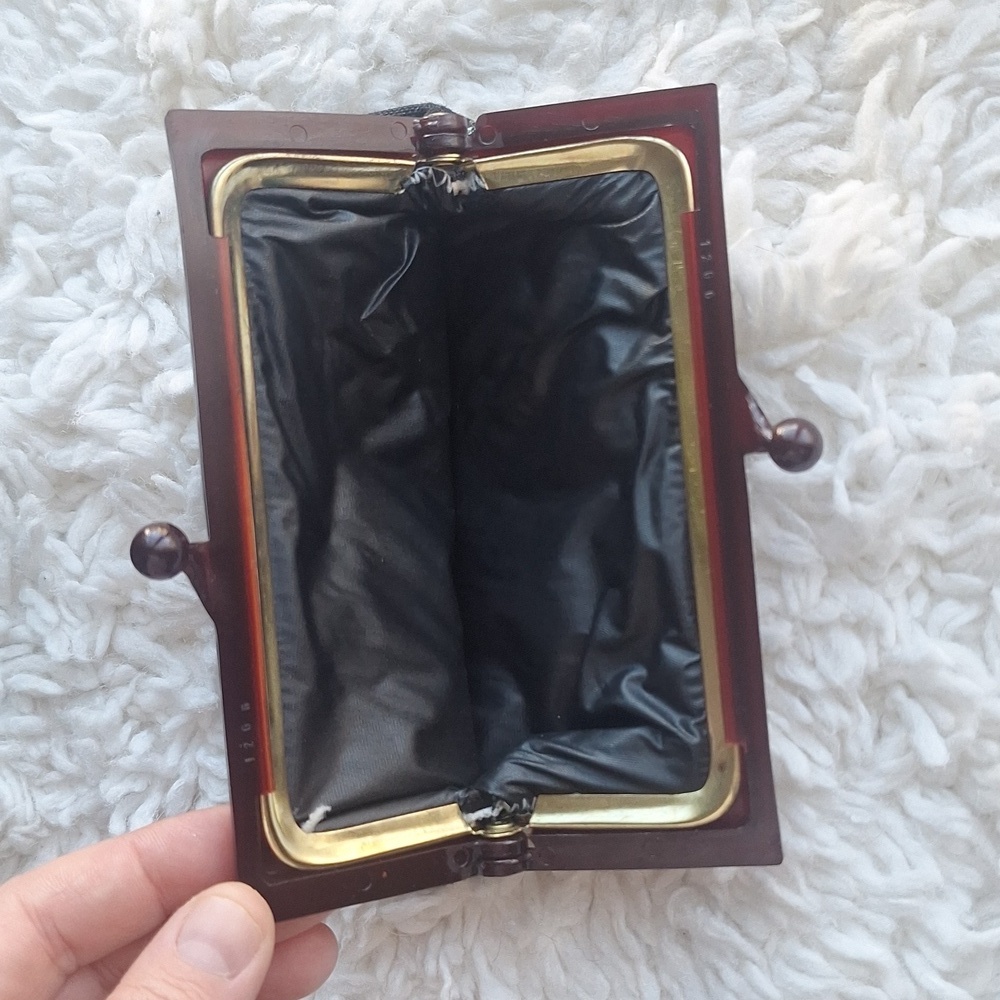 Vintage Tapestry Clutch Coin Purse with Lucite Closure 60s Floral Victorian - Picture 4 of 7